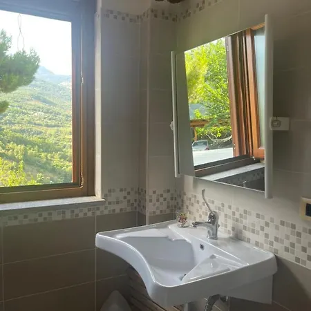 Deluxe “la Del Borgo” 3* San Donato di Ninea
