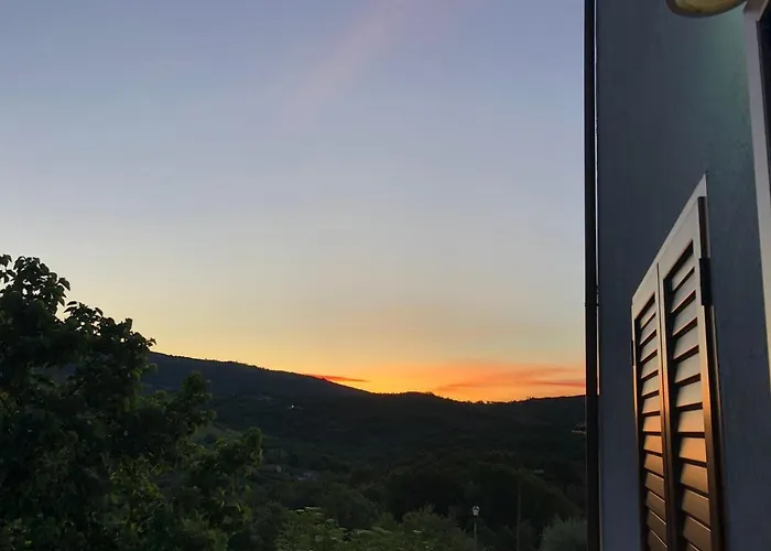 Deluxe “la Del Borgo” Casa de hóspedes San Donato di Ninea